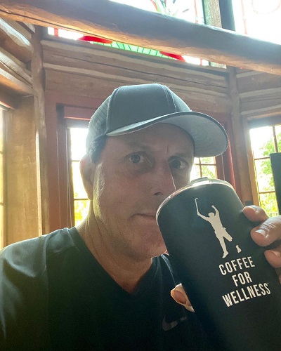 Phil Mickelson water-and-coffee diet